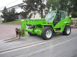 chariot télescopique merlo avec fourches